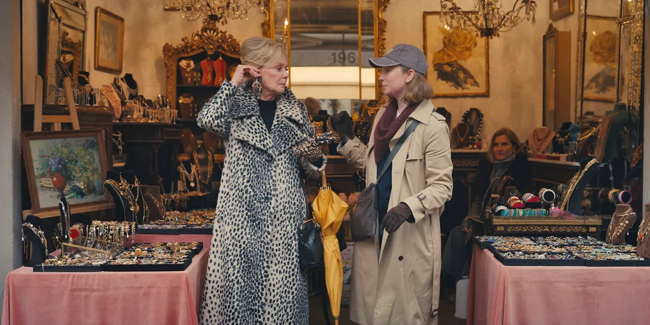 Jean Smart in Hannah Einbinder